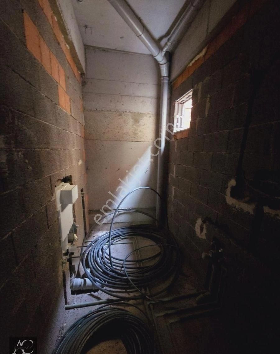 Şehrın Merkezınde Acıl Satılık Yenı Yapım 1+1 Fırsat Daıreler ( Takasa Acık ) - Görsel 6