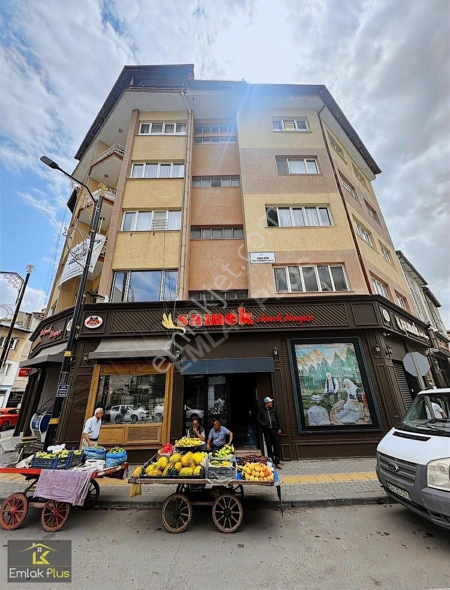 Sivas Merkez Gökmedrese Satılık Daire EMLAK PLUS'TAN KURŞUNLU HAMAMI ANA CADDE ÜZERİ 2+1 SATILIK DAİRE