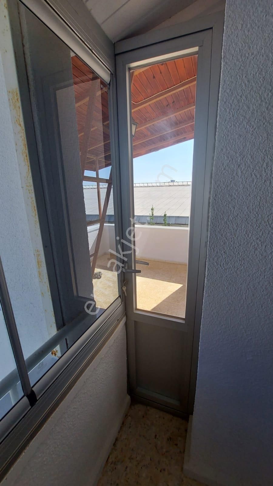 Mersin Anamur Yalıevleri Mahallesi İrem Sitesinde Tripleks 4+1 Satılık Villa - Görsel 4