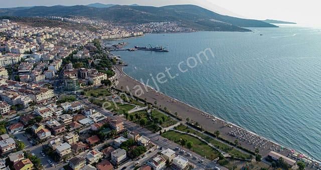 Dikili Ümmetoğlu'ndan (363 M2) Bahçeli Kargir Ev Köy'içinde Yatırımlık - Görsel 15