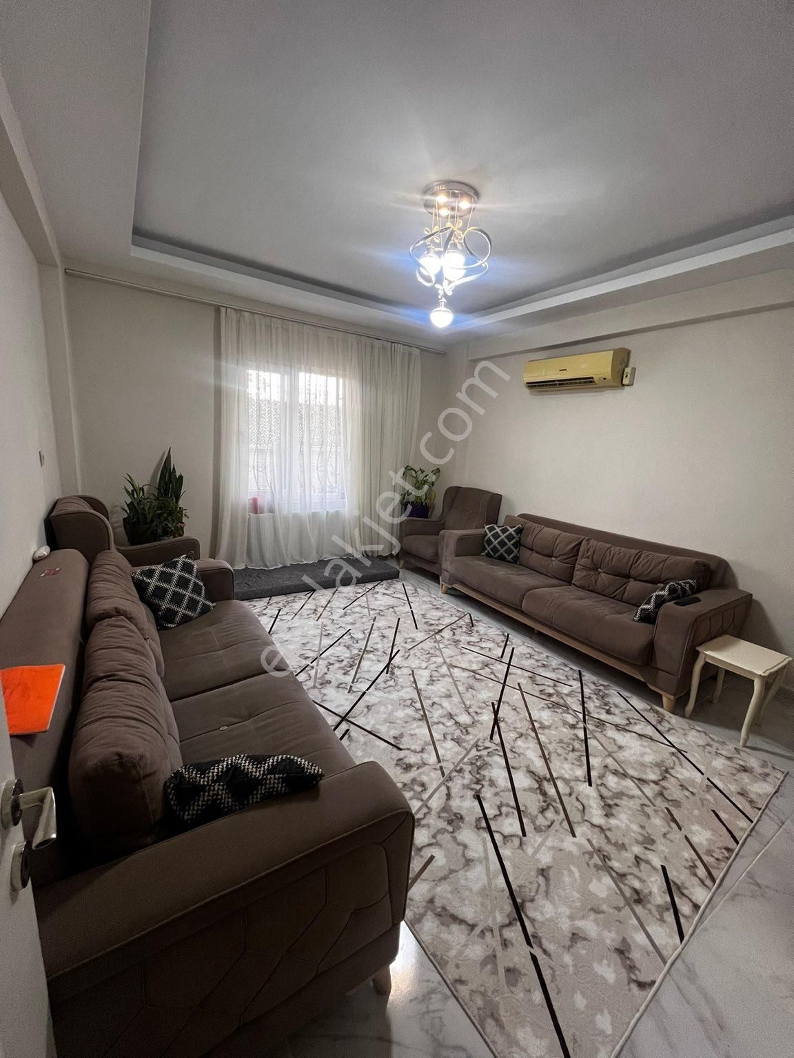 Karaköprü Batıkent Satılık Daire UYGUN EMLAKTAN ÇARDAKLIKAYADA 3+1 DÜZ GİRİŞ SATILIK DAİRE