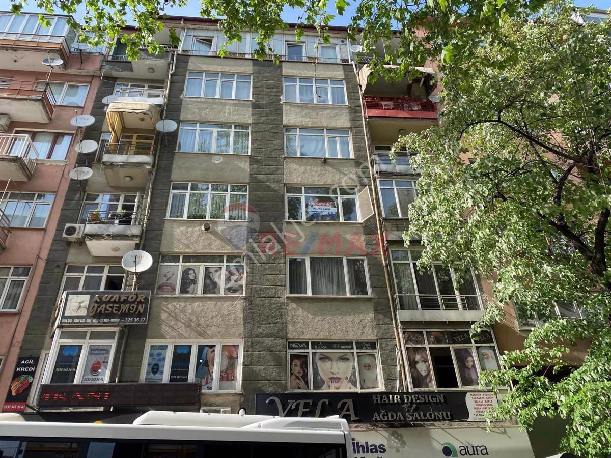 İzmit Çukurbağ Satılık Daire İZMİT MERKEZDE 2+1 SATILIK DAİRE