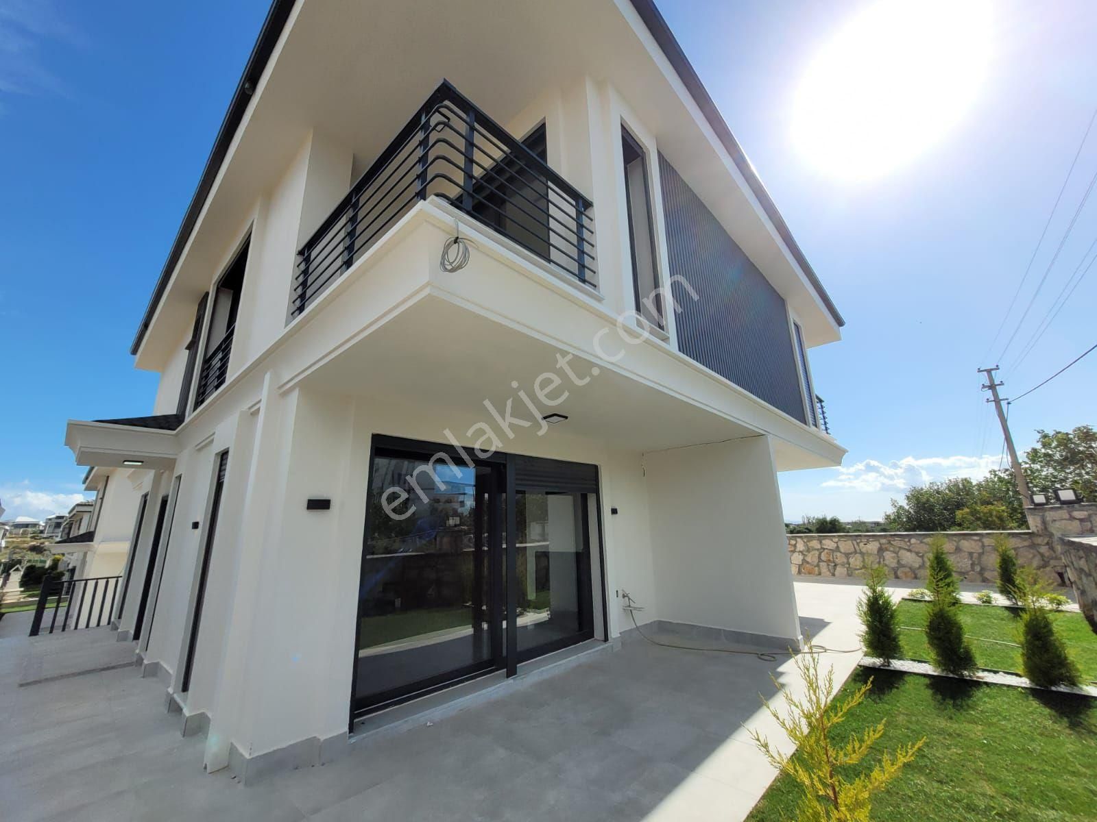 Didim Hisar Satılık Villa SIFIR 3+1 ORTAK HAVUZLU VİLLA