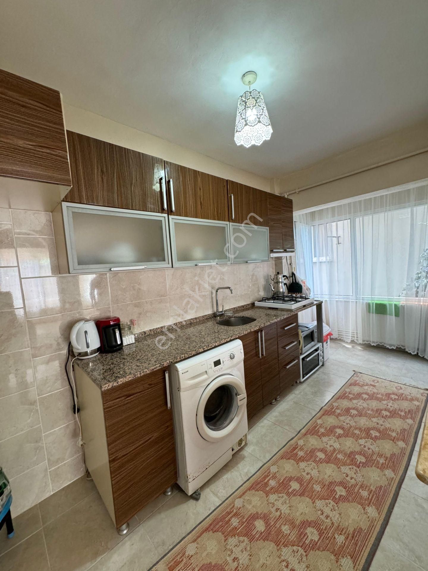 Çınarcık Koru Bld. (Cumhuriyet) Satılık Daire  YALOVA ÇINARCIK MASAFSIZ  2+1 DAİRE