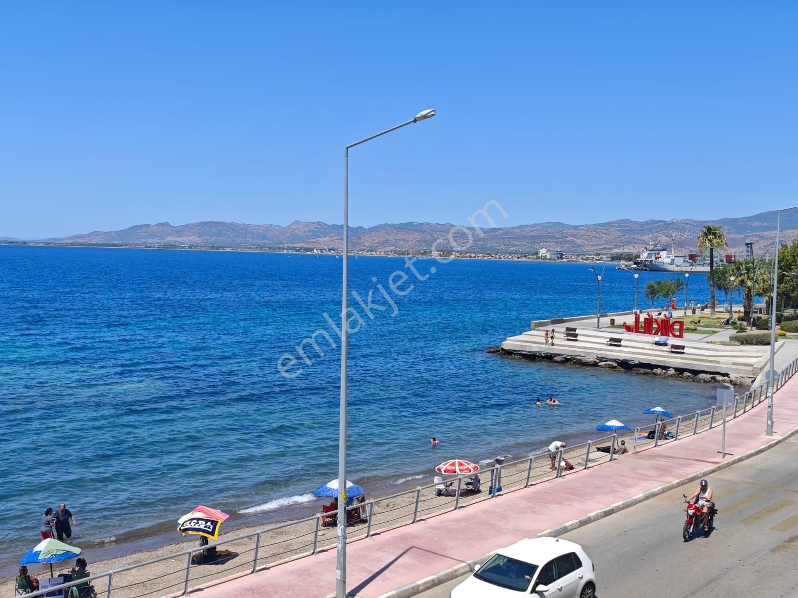 Denize Sıfır 3+1 Panoramik Manzaralı Dairemizi Satışa Sunuyoruz - Görsel 5