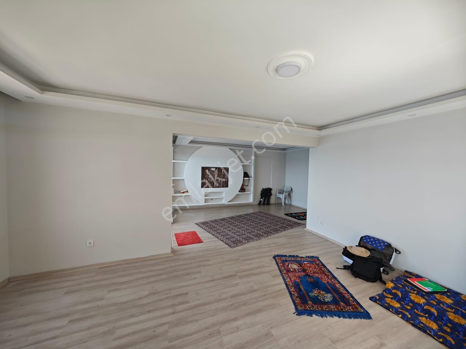 Denize Sıfır 3+1 Panoramik Manzaralı Dairemizi Satışa Sunuyoruz - Görsel 10