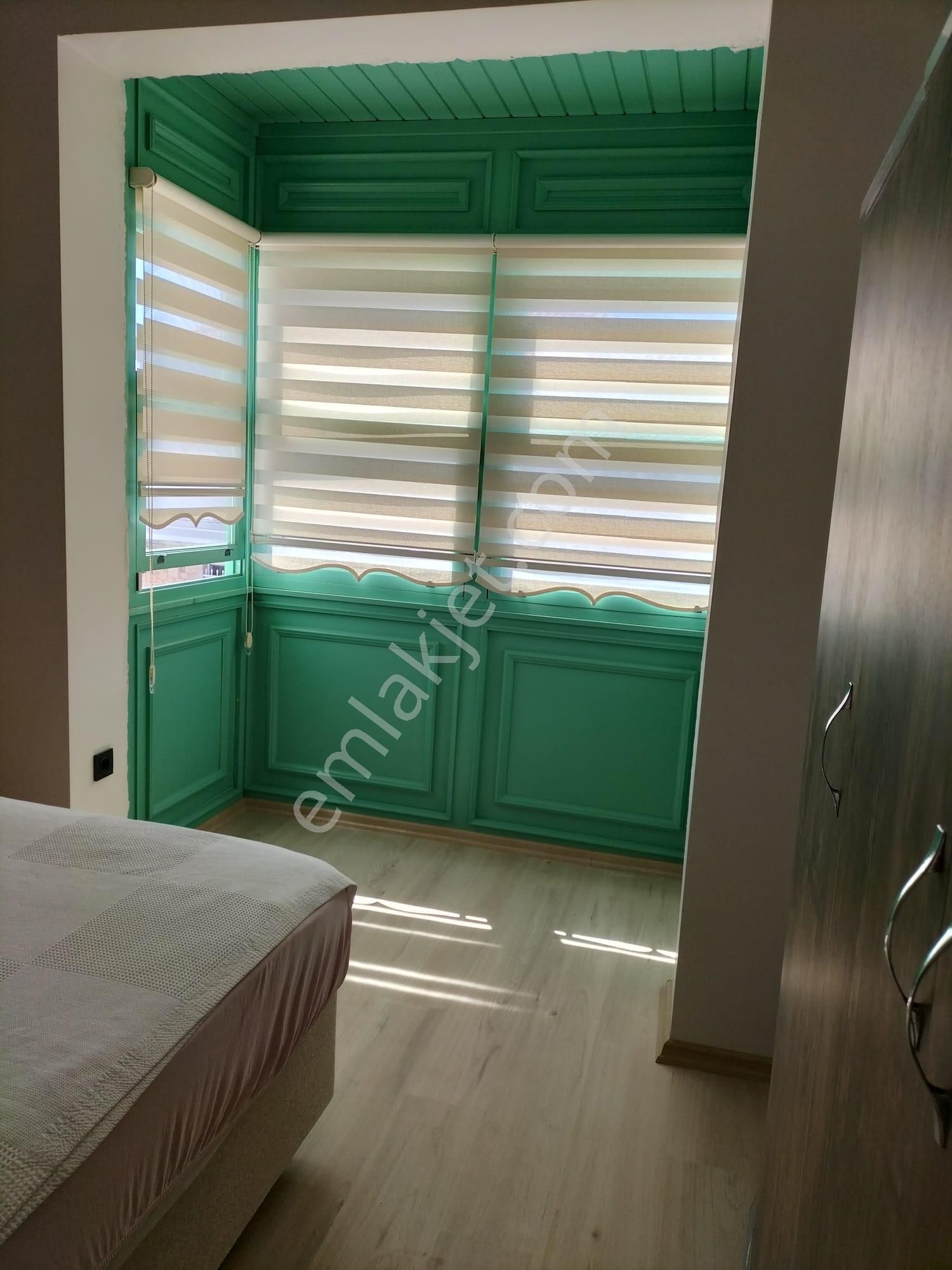 Alaçatı Merkez'de Sezonluk Kiralık Taş Ev - Görsel 9