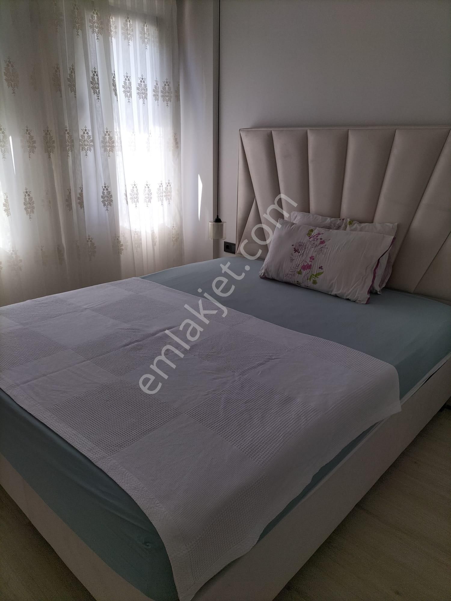 Alaçatı Merkez'de Sezonluk Kiralık Taş Ev - Görsel 7