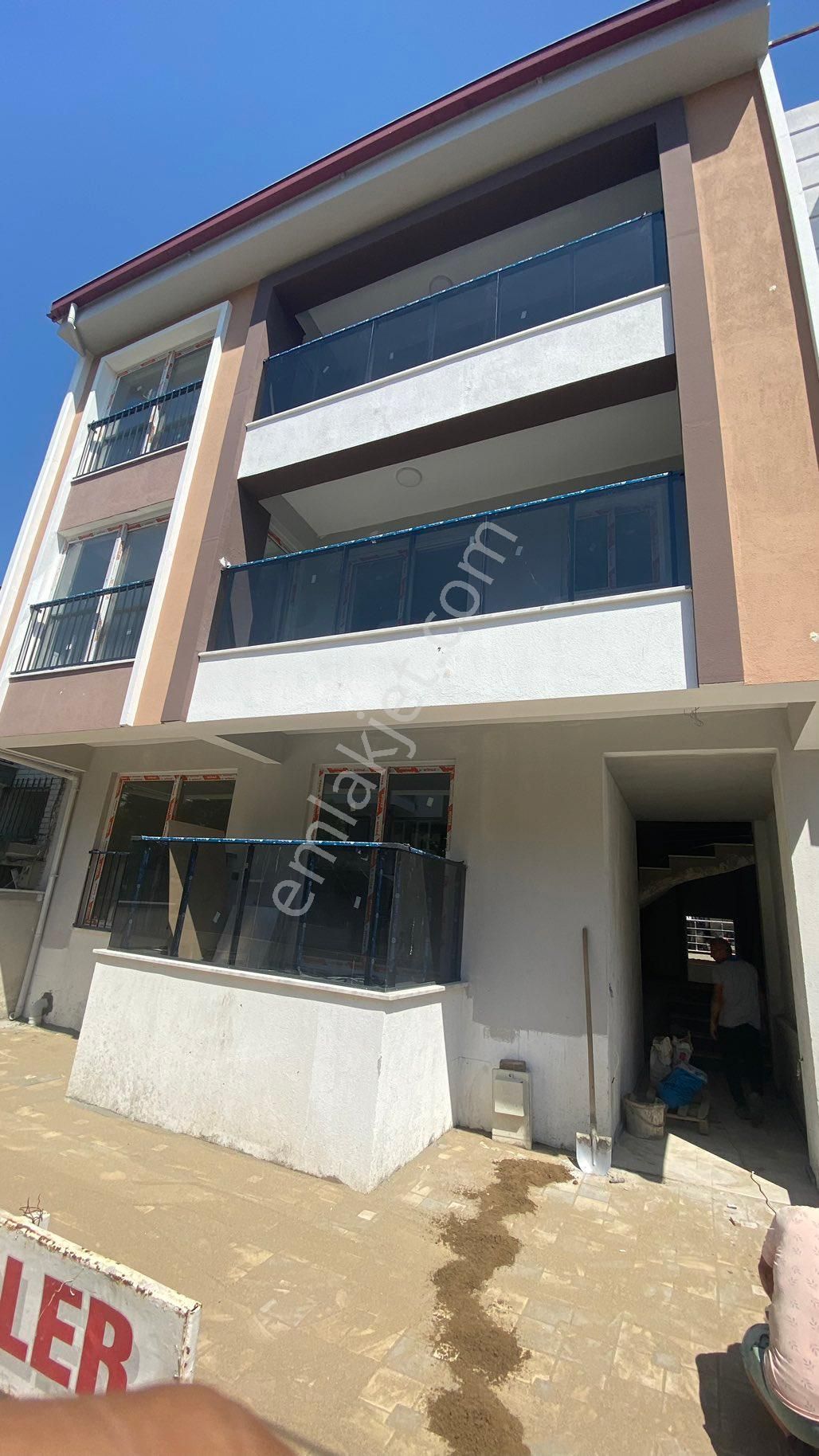 Nazilli Cumhuriyet Satılık Daire CUMHURİYET MAHALESİNDE FIRSAT 2+1 DAİRE