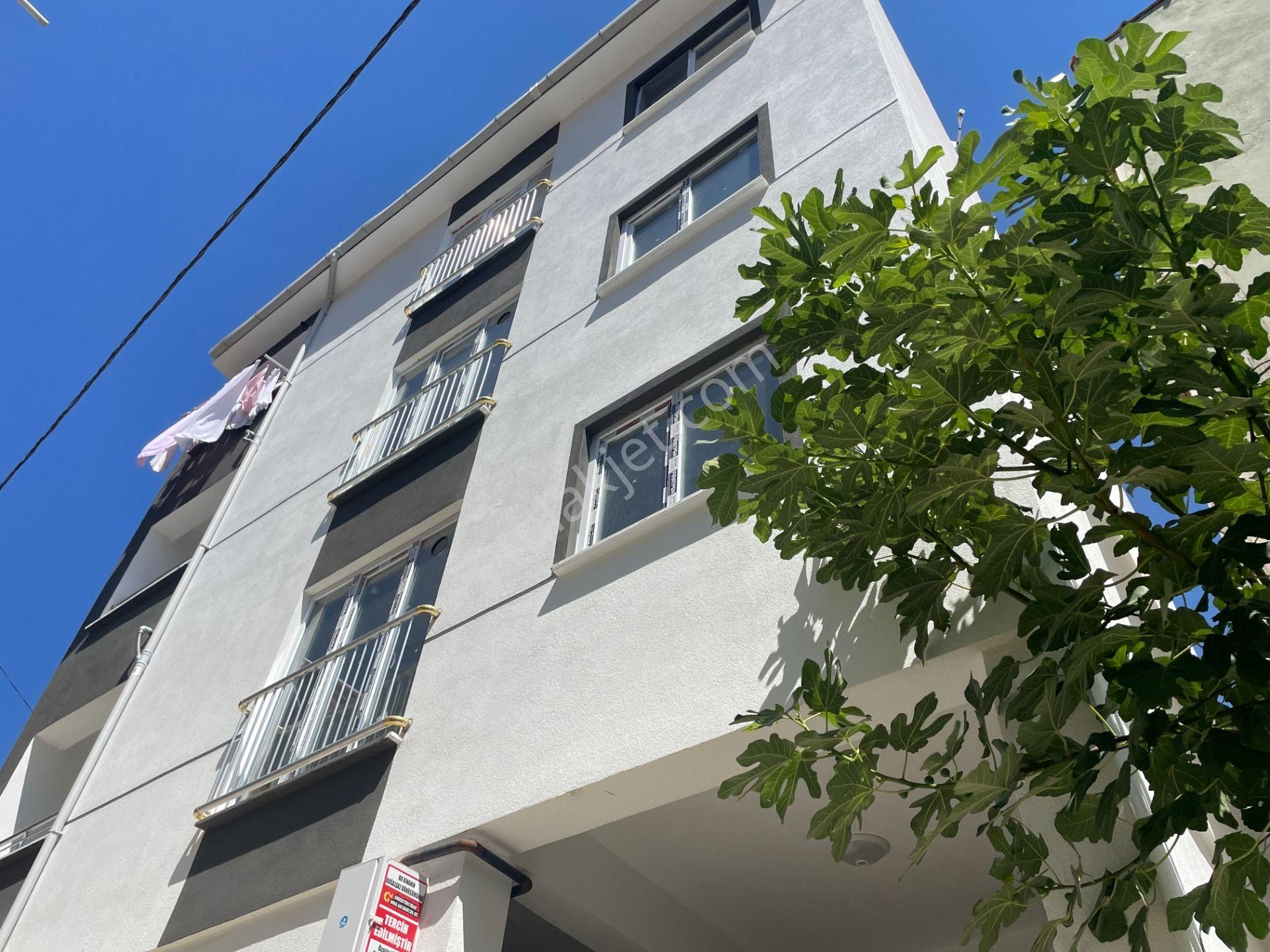 Süleymanpaşa Kumbağ Satılık Daire  KUMBAĞ PAZAR SOKAĞI MEVKİİ YENİ BİNADA 1+1 SATILIK SIFIR DAİRE