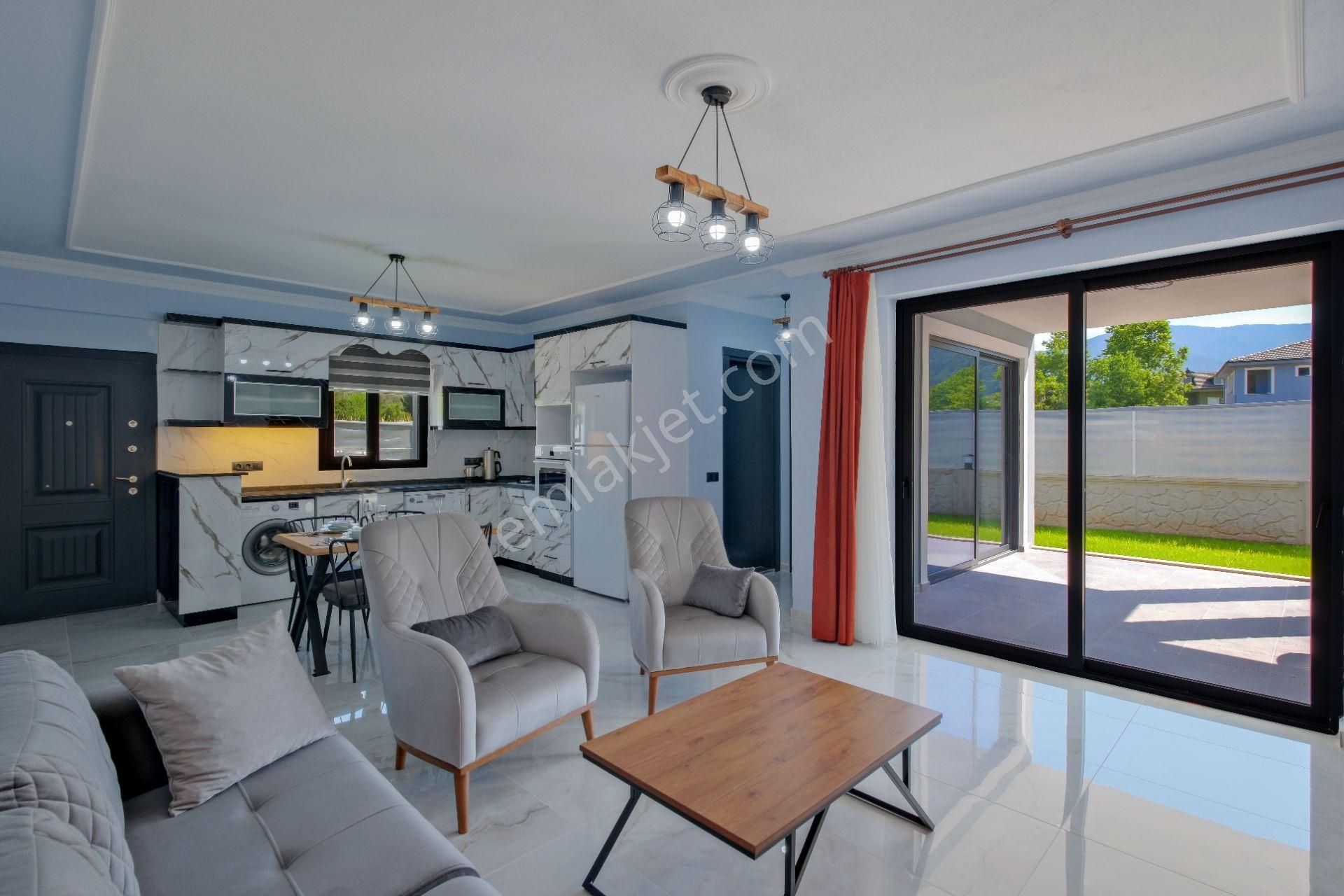 Fethiye İnlice'de Jakuzili Kiralık 2+1 Havuzlu Villa - Görsel 23