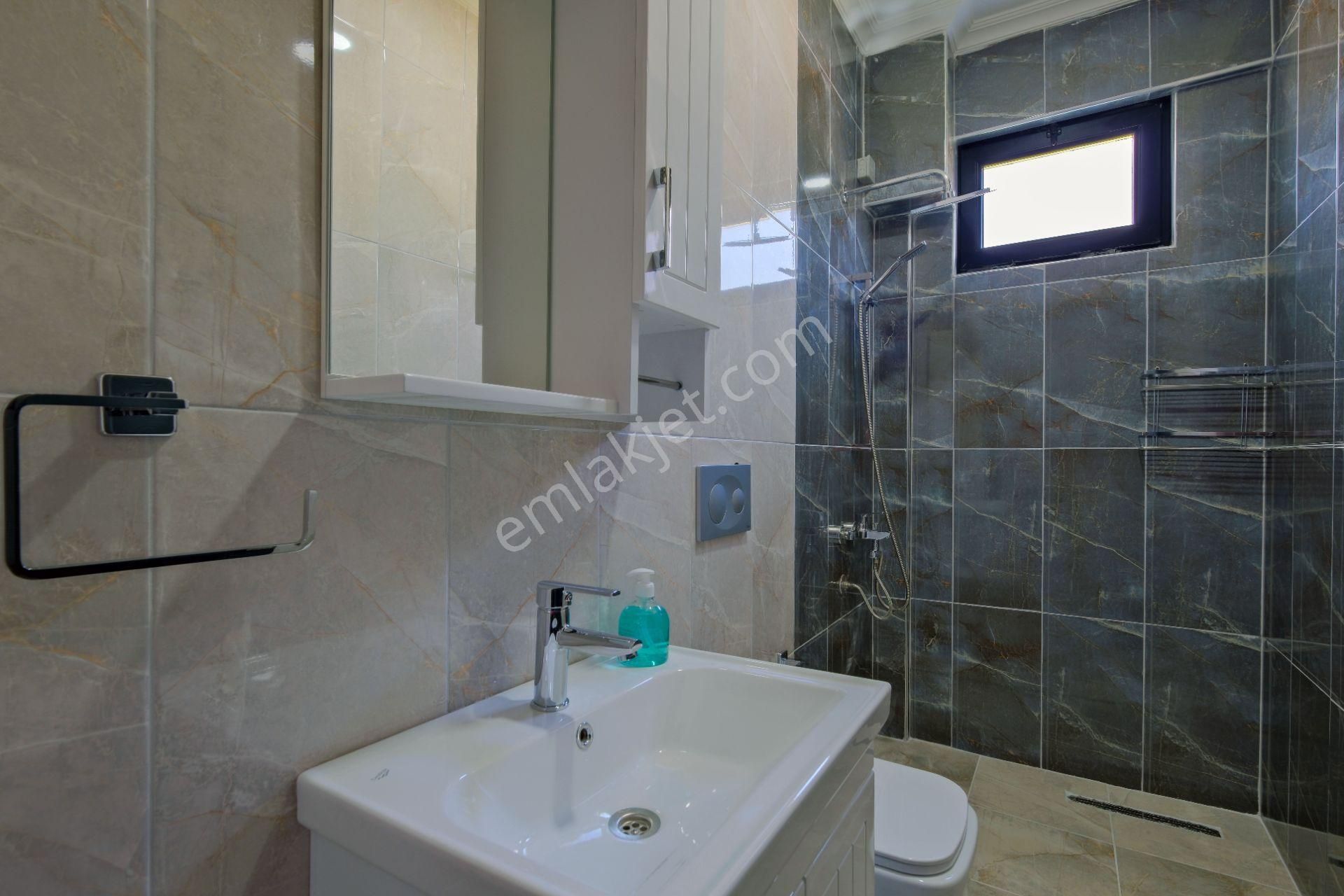 Fethiye İnlice'de Jakuzili Kiralık 2+1 Havuzlu Villa - Görsel 30