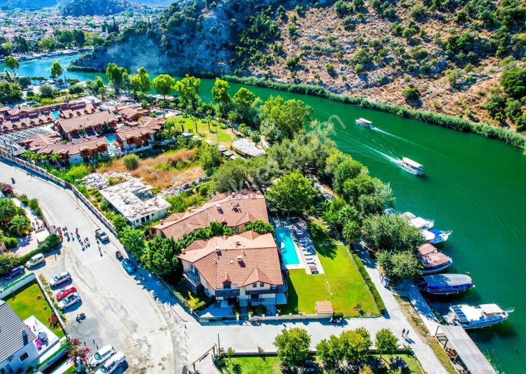 Ortaca Dalyan Satılık Konut İmarlı  Muğla Dalyan Merkezde 750 m2,  %20 / 40 imarlı 2 kat Müsadeli Kelepir Arsa Satılık