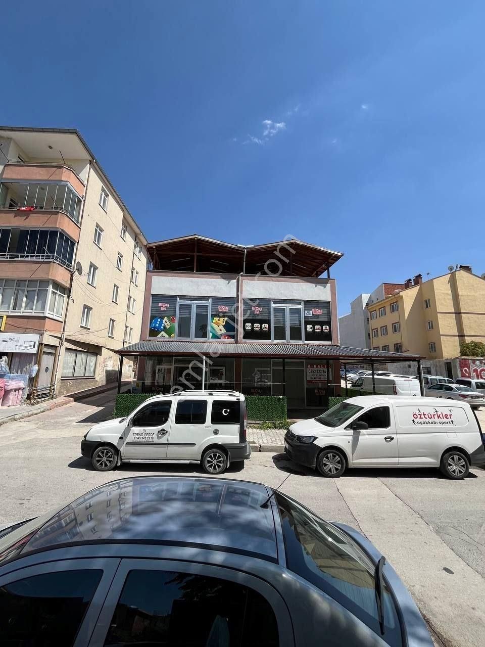 Niğde Merkez Balhasan Kiralık Dükkan & Mağaza Üçel-Mülk Emlak’tan Niğde Merkez’de İki Katlı 200 m² Kiralık Dükkân