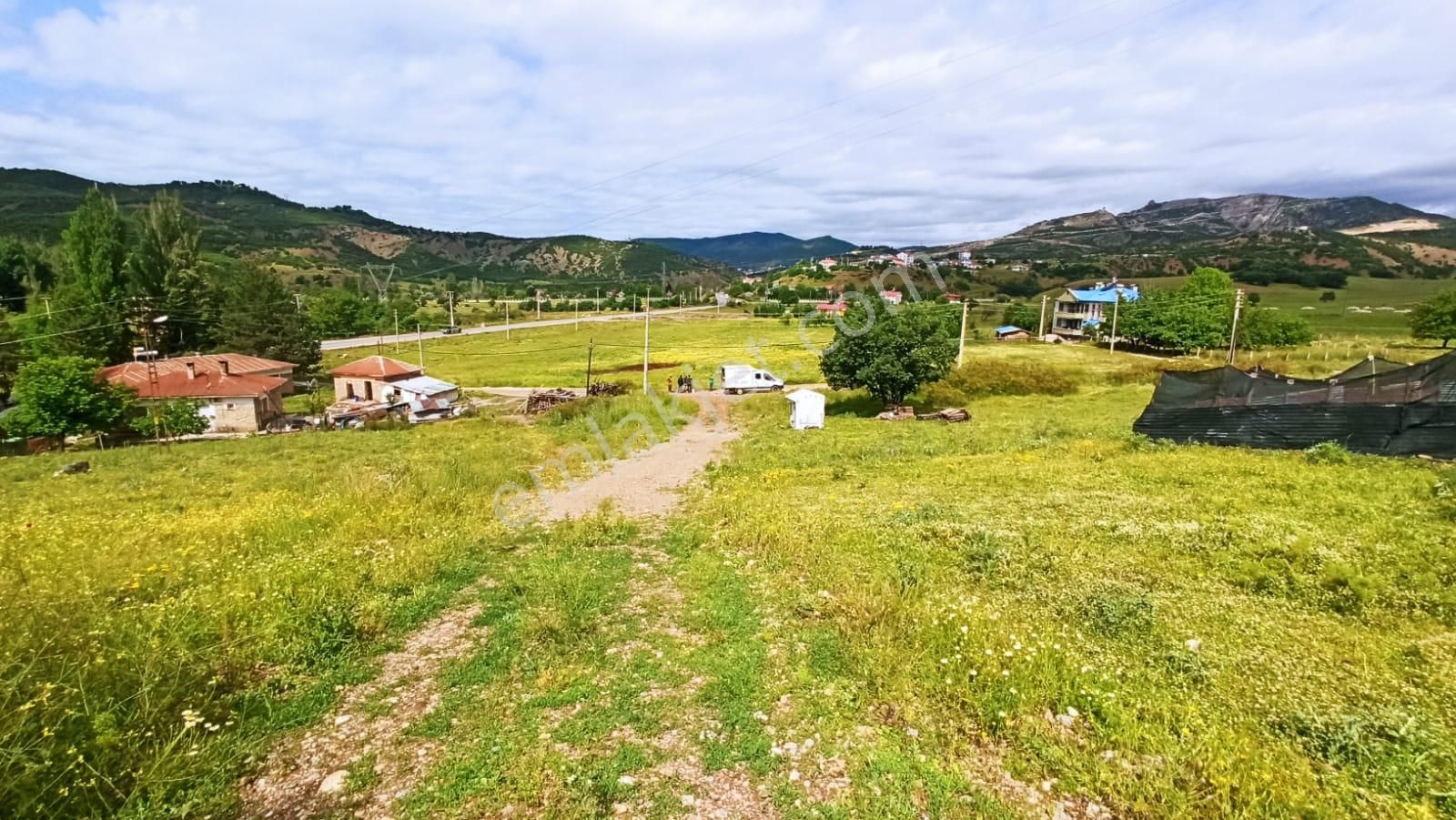 Tunceli Merkez İsmet İnönü Satılık Konut İmarlı  TUNCELİ MERKEZ İSMET İNÖNÜ MAH ALT YAPISI HAZIR ARSA