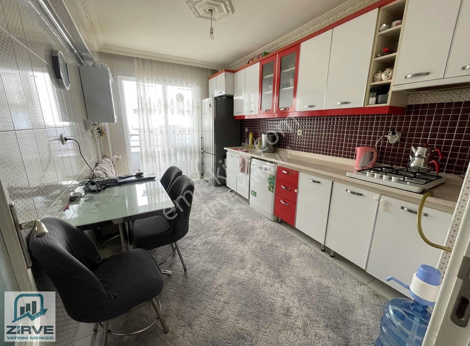 Altındağ Karapürçek Satılık Daire ZİRVE DAİRE OFİSİNDEN UÇAKLI PARKA YAKIN ÇİFT BANYO 140 M2 DAİRE