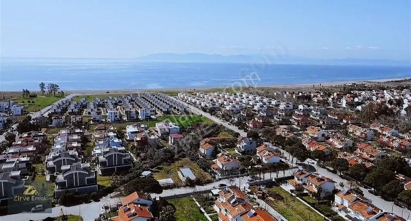 Dikili Salihler Satılık Konut İmarlı SALİHLERALTI DENİZE 250 M MESAFE SEYMEN KONAKLARI YANINDA ARSA