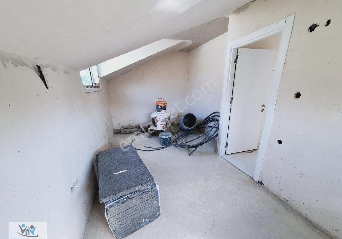 Denizköşkler Şükrübey Metrobüse Yakın Satılık Sıfır 3+2 Dubleks - Görsel 9