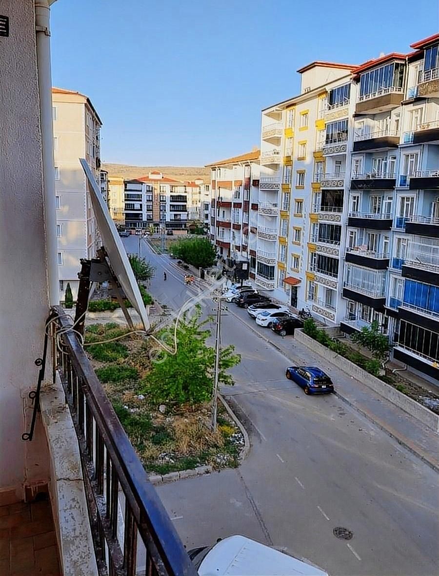 Yerköy Erzurum Satılık Daire Yamanlar Emlaktan Asansörlü 3.kat daire doğalgazlı