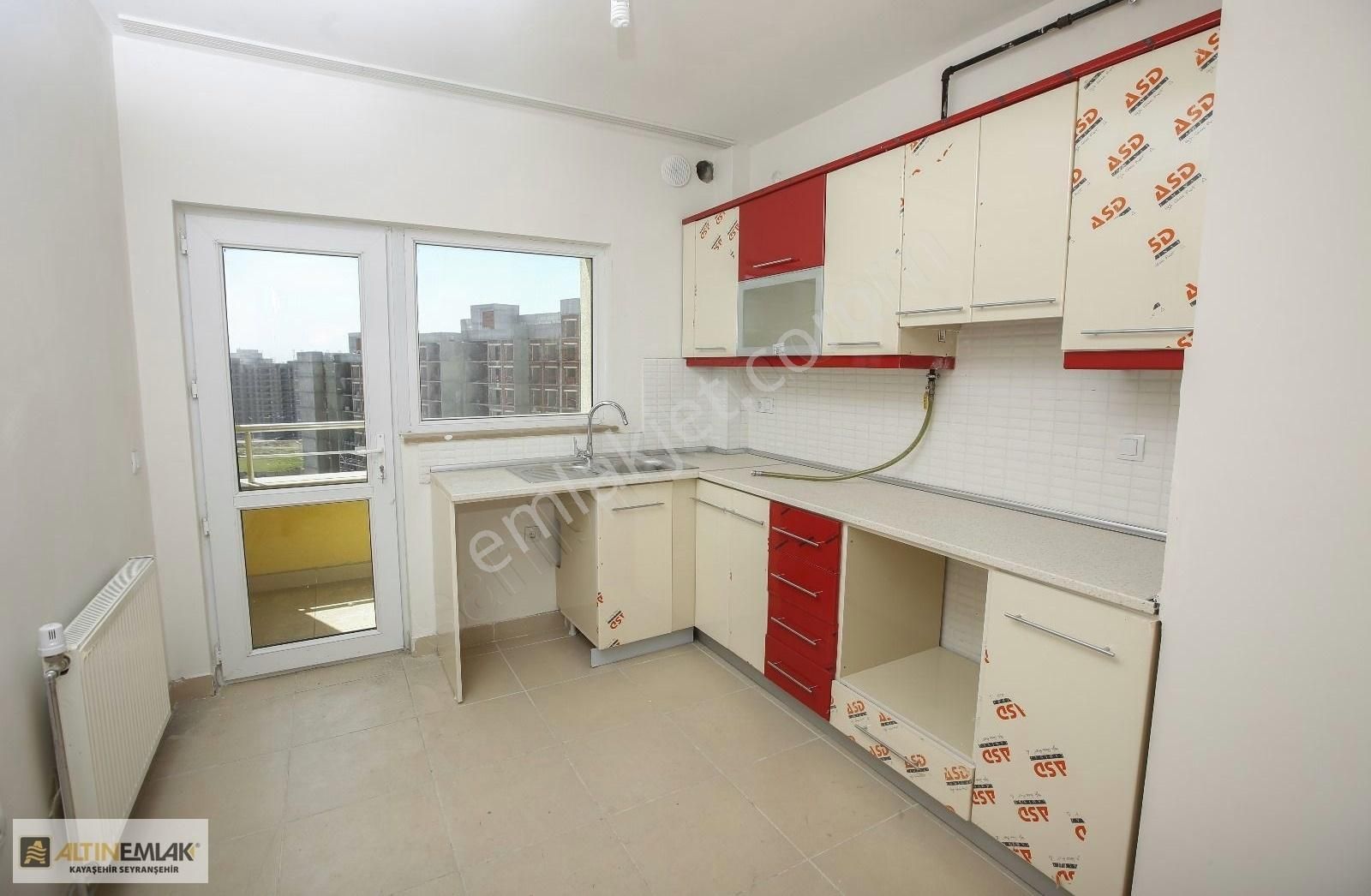 Başakşehir Kayabaşı Satılık Daire KAYAŞEHİR 18 BÖLGE 2+1 SATILIK ARA KAT DAİRE.4.110.000TL