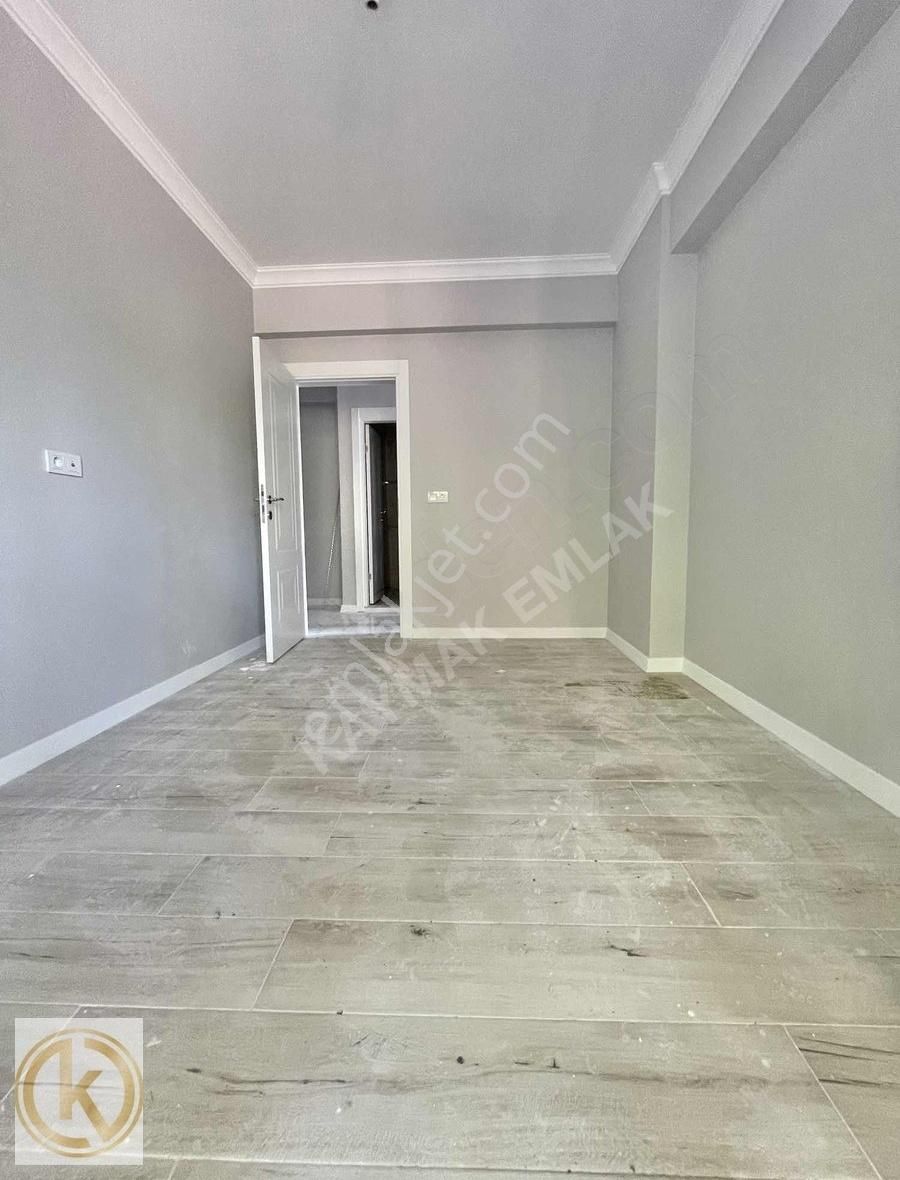 Kaymak Emlaktan Erenler Belediyesi Civarı 3+1 135 M2 Satılık - Görsel 10