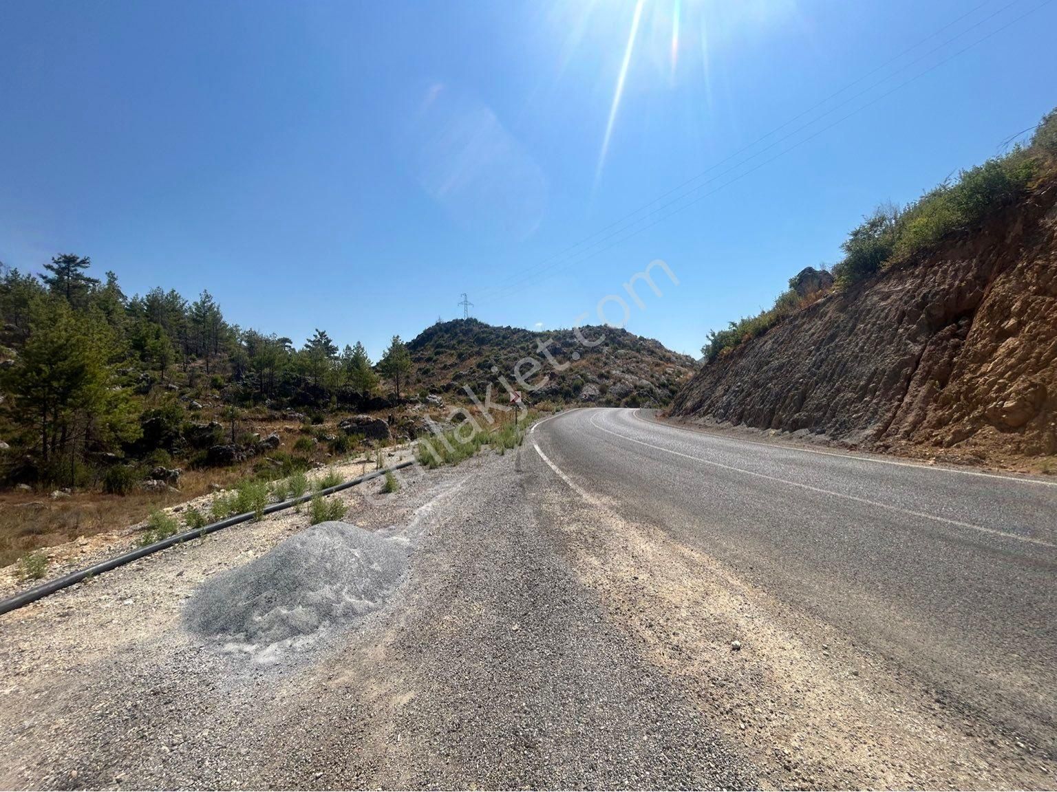 Alanya Güzelbağ Satılık Tarla ALANYA GÜZELBAĞDA ANA YOLA SIFIR KONUMDA SATILIK TARLA