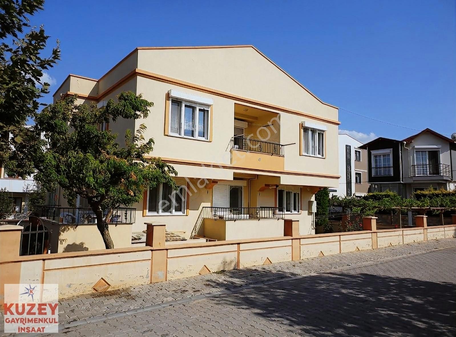 Çanakkale Merkez Kepez Bld. (Boğazkent) Satılık Villa Çanakkale Kepez bogazkentte denize 75 metre mesafede villa