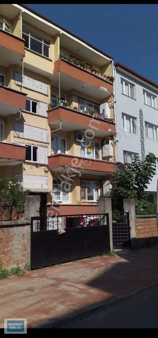 Erenler Hacıoğlu Satılık Daire ERENLER HACI OĞLU MAH ÇİFLİK MEVKİ 4/2KATI 2+1 95M2 DAİRE