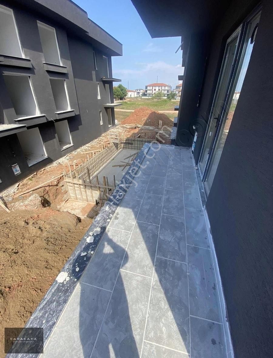 Havuzlu Lüks Site İçerisinde Yola Cephe Sıfır Daire - Görsel 9