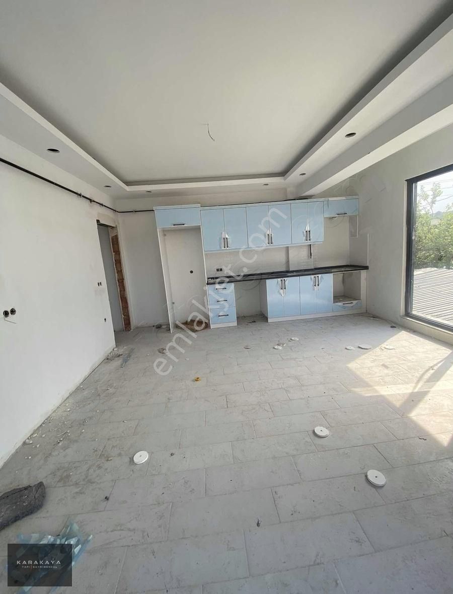 Havuzlu Lüks Site İçerisinde Yola Cephe Sıfır Daire - Görsel 2