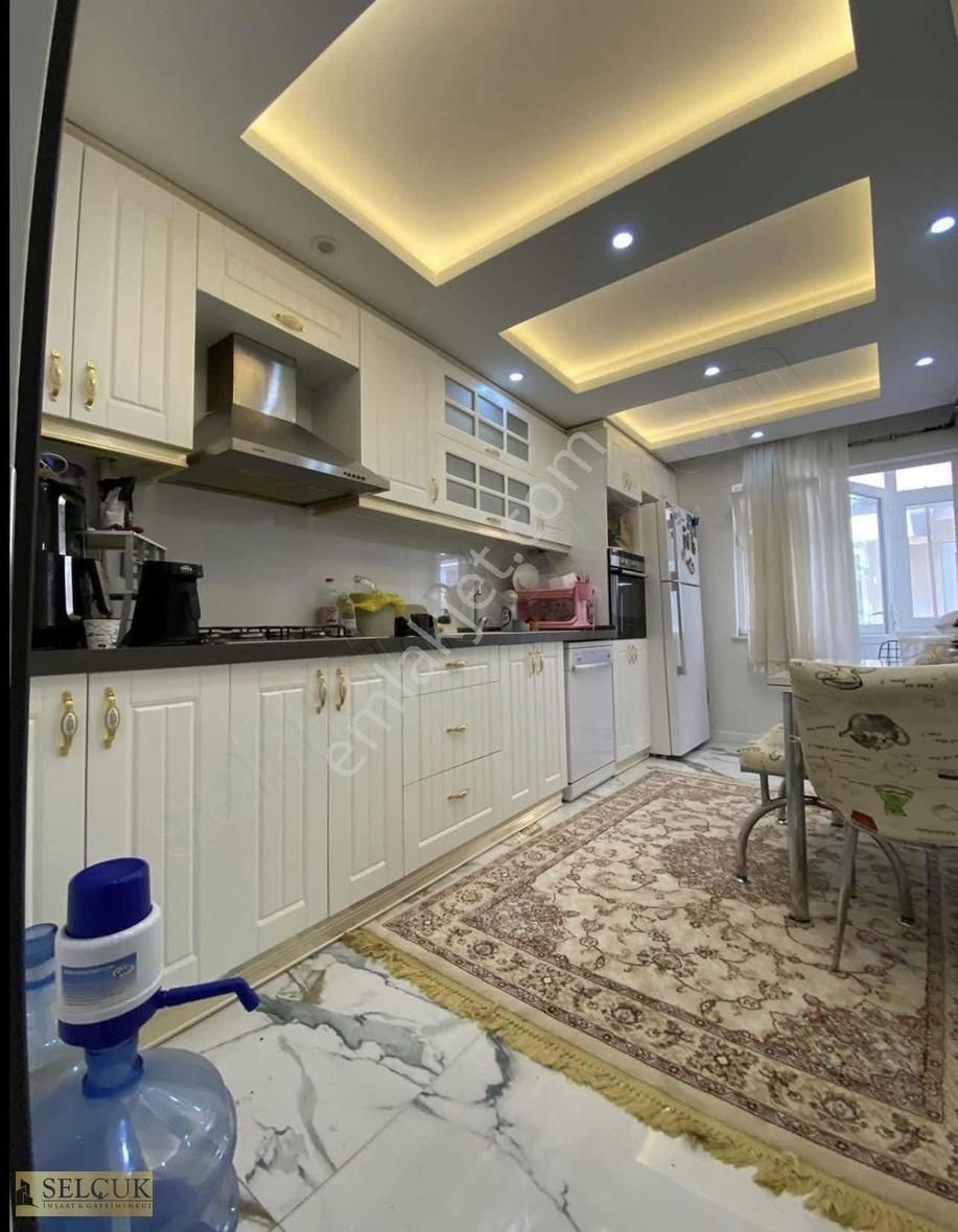 Yunusemre Merkez Efendi Satılık Daire SELÇUK'tan MERKEZEFENDİ MAH 3+1 140m2 FULL LÜKS ARA KAT SATILIK