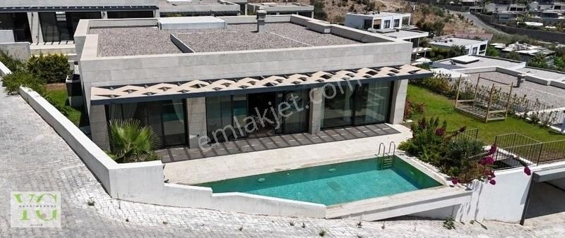 Bodrum Dirmil Satılık Müstakil Ev BODRUM YALIKAVAKTA MÜSTAKİL HAVUZLU MODERN VİLLA