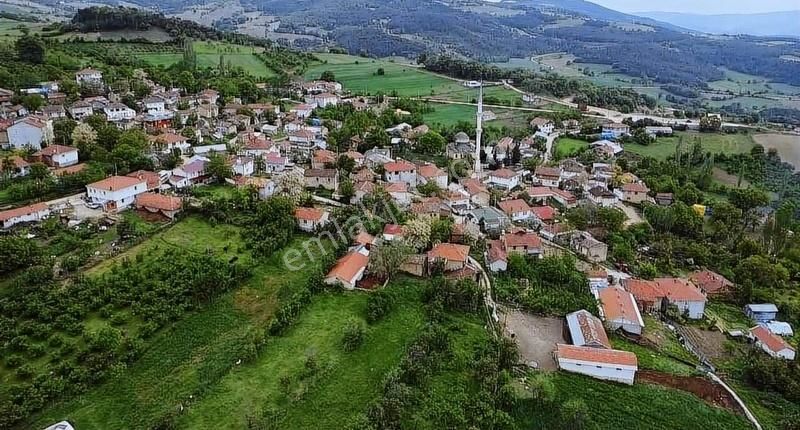 Taraklı İçdedeler Satılık Konut İmarlı TARAKLI'NIN GÖZDESİ İÇDEDELER KÖYÜNDE KATİRTİFAKLI YER