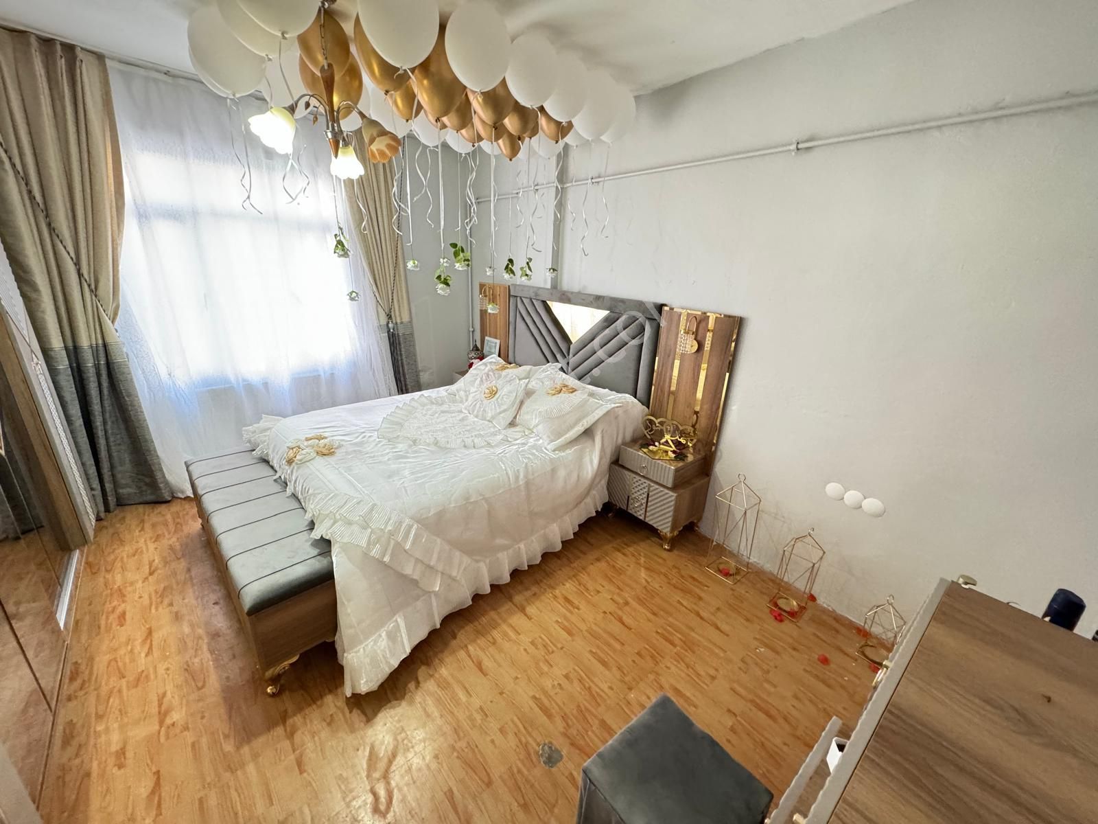 Özgür İnşaat'tan Sultançiftliği Mah 2+1 95m2 Ara Kat Köşe Başı Daire - Görsel 6