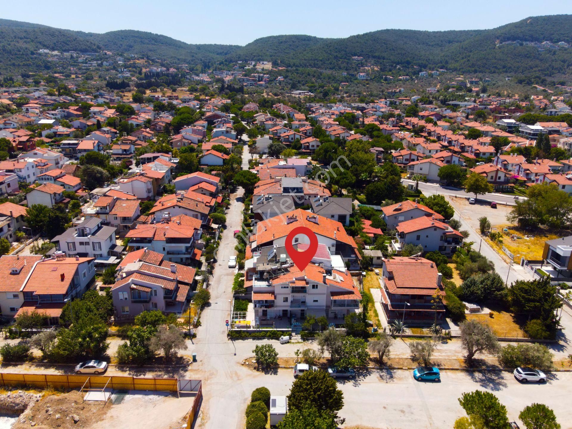 Urla Denizli Satılık Villa  Keller Williams Deniz Manzaralı Denize Yürüme 130 metre Mesafede