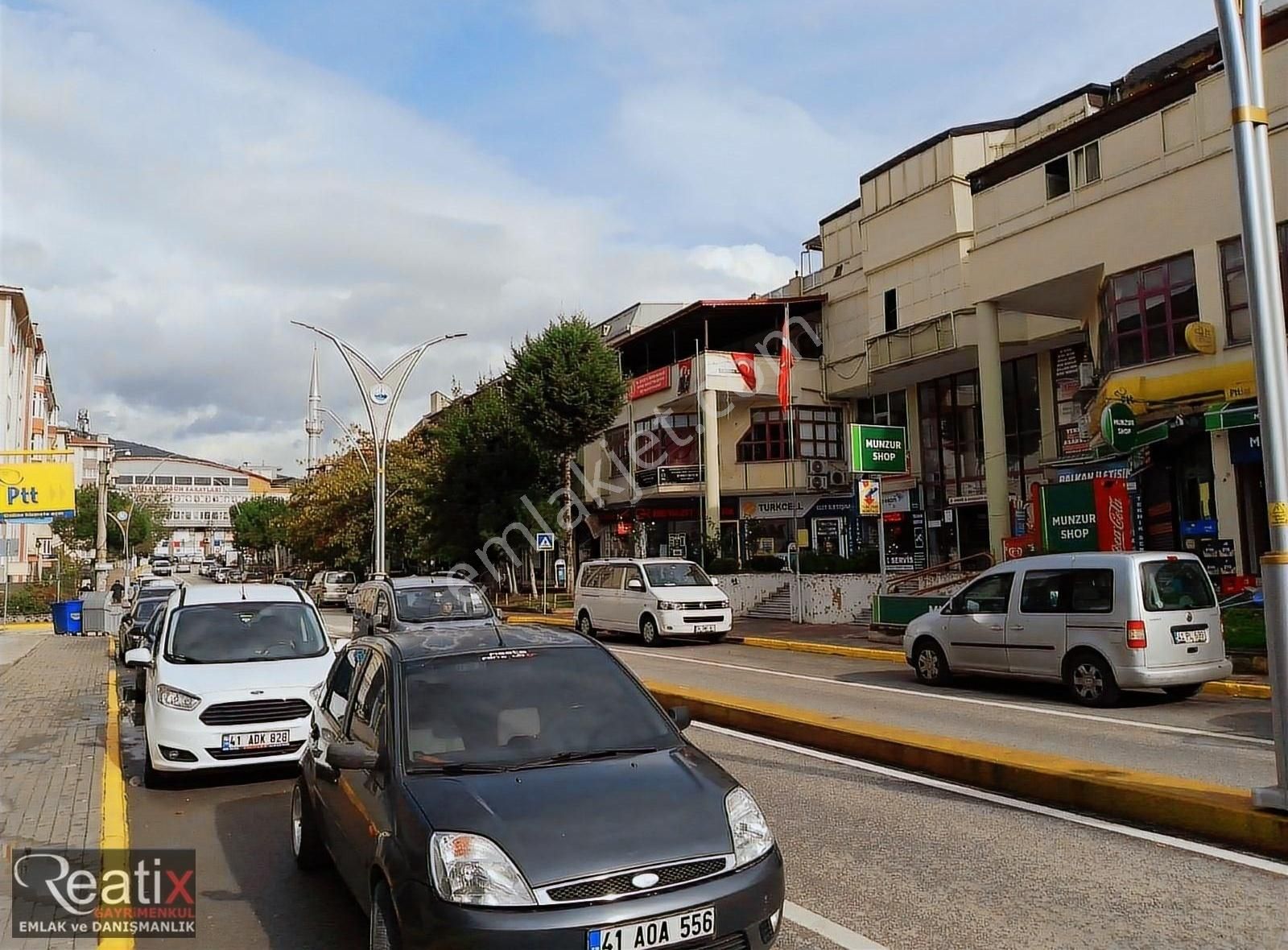 Derince Yenikent Venüs İş Merkezinde 38 M2 Dükkan - Görsel 11