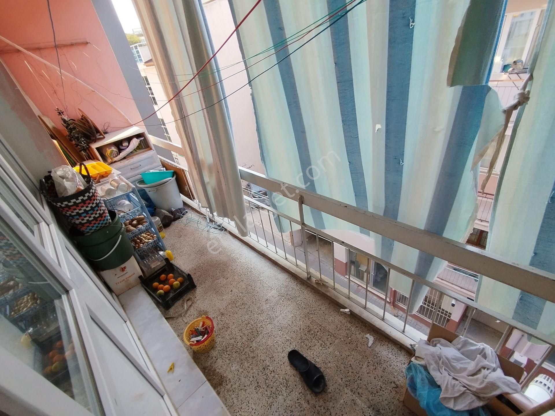 Denizli 15 Mayıs Mahallesi Çınar P.t.t. Arkaları 3.kat Tadilatlı Daire - Görsel 18