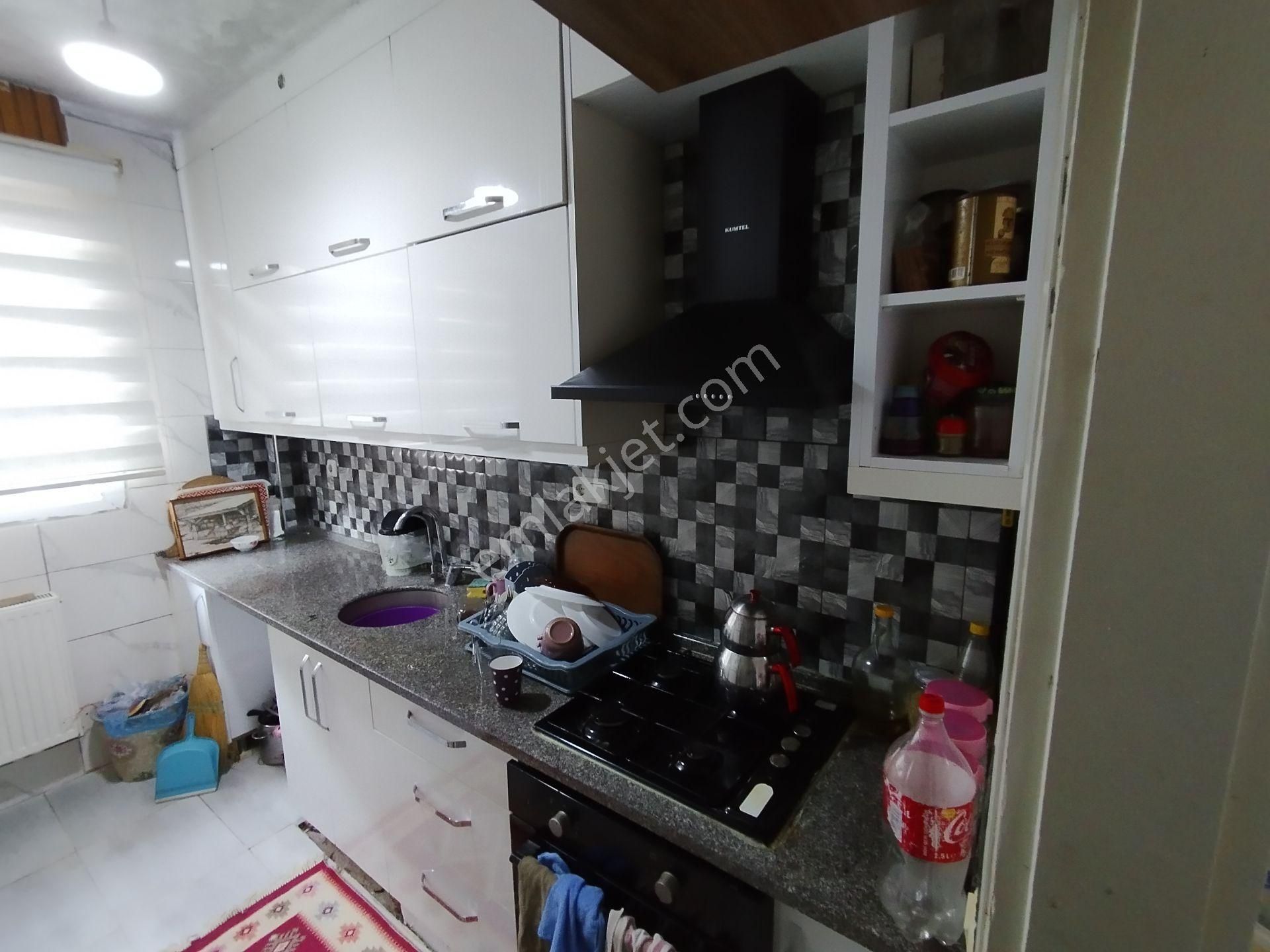 Denizli 15 Mayıs Mahallesi Çınar P.t.t. Arkaları 3.kat Tadilatlı Daire - Görsel 12