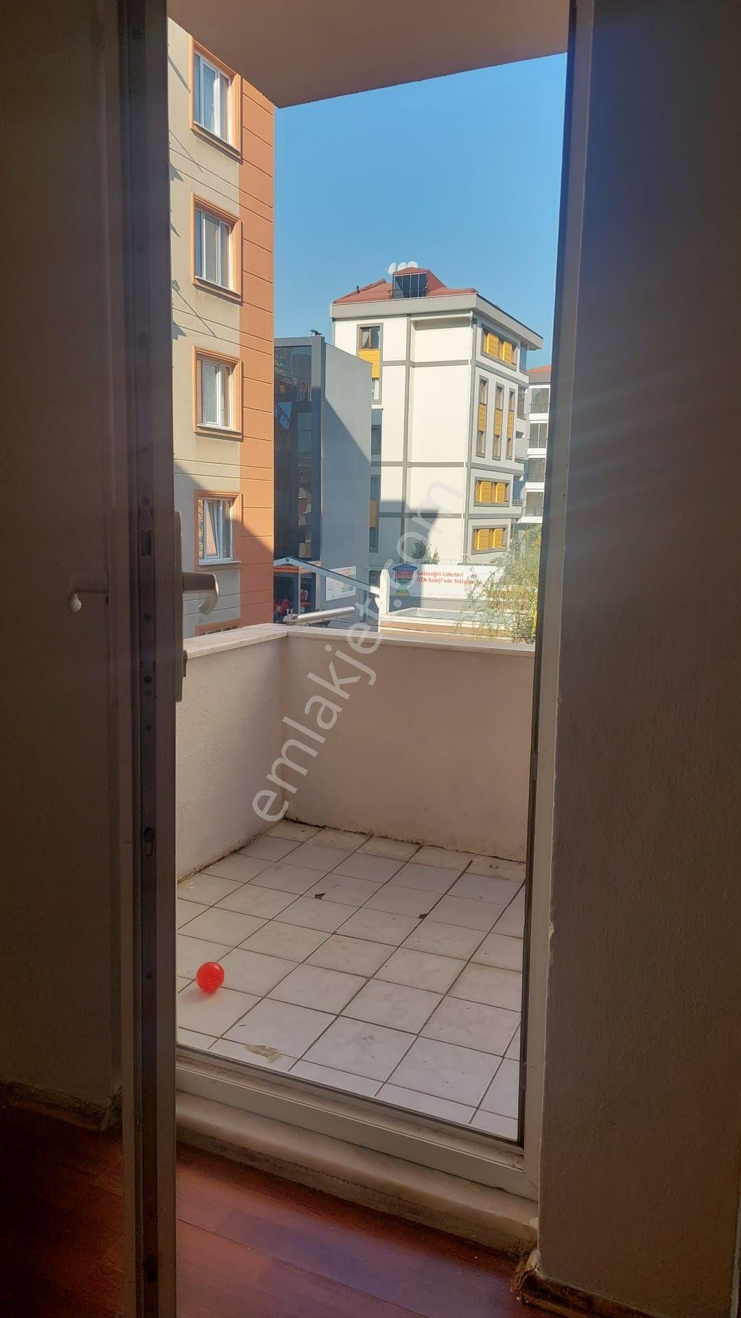 Ümraniye Çamlık İkbal Caddesi Üzerinde Merkezi Lokosyonda Ulaşım Anlamında Sorun Bulunmamaktadır - Görsel 3