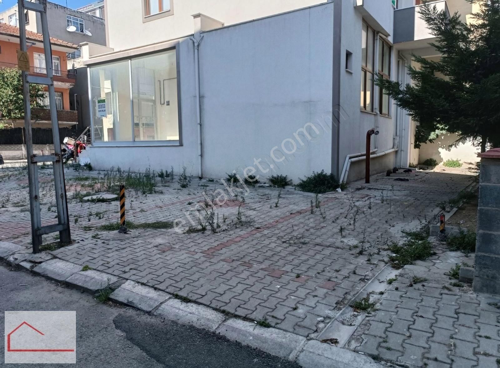 Kartal Yunus Satılık Ofis SOMEMLAK'TAN YUNUS MH KÖŞEBAŞI SATILIK DÜKKAN