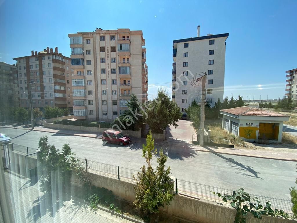 Selçuklu Parsana Satılık Daire PARSANA MAH ARA KAT 2+1 AMERİKAN MUTFAKLI SATILIK DAİRE