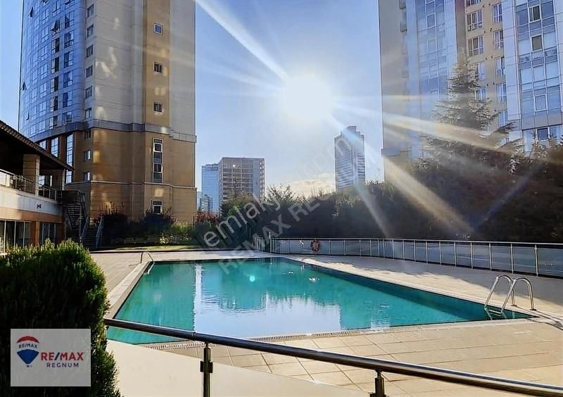 Ümraniye Saray Kiralık Daire Ümraniye Suryapı Dorapark Sitesi 1+1 Eşyalı Kiralık Daire