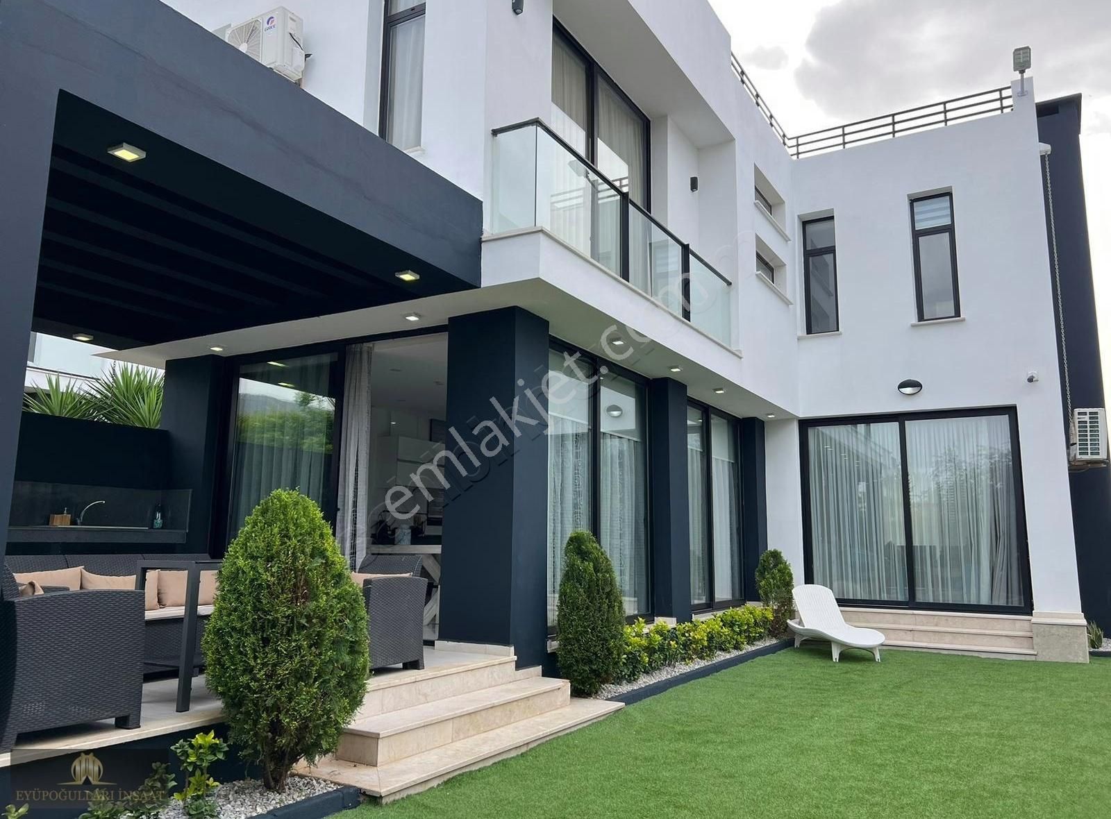 Girne Alsancak Köyü Satılık Villa Kktc Girne Merit Otele Yakın SATILIK Full Eşyalı Lüx 3+1 Villa