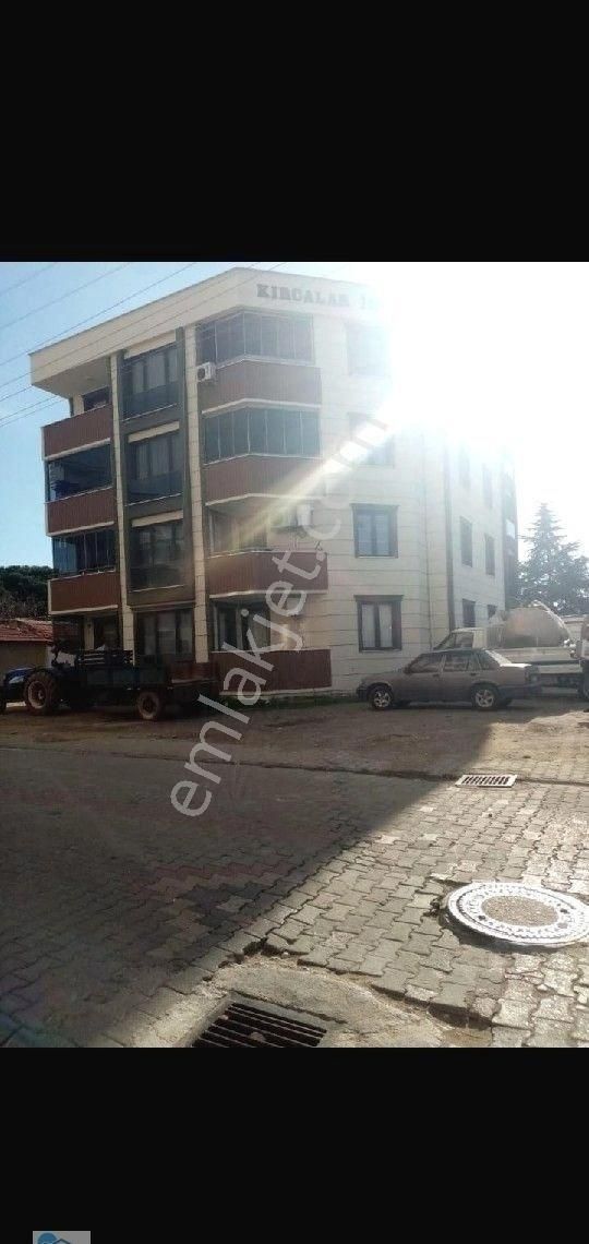 Ayvalık Altınova Satılık Daire MARİNADAN KÖŞE FERAH DAİRELER