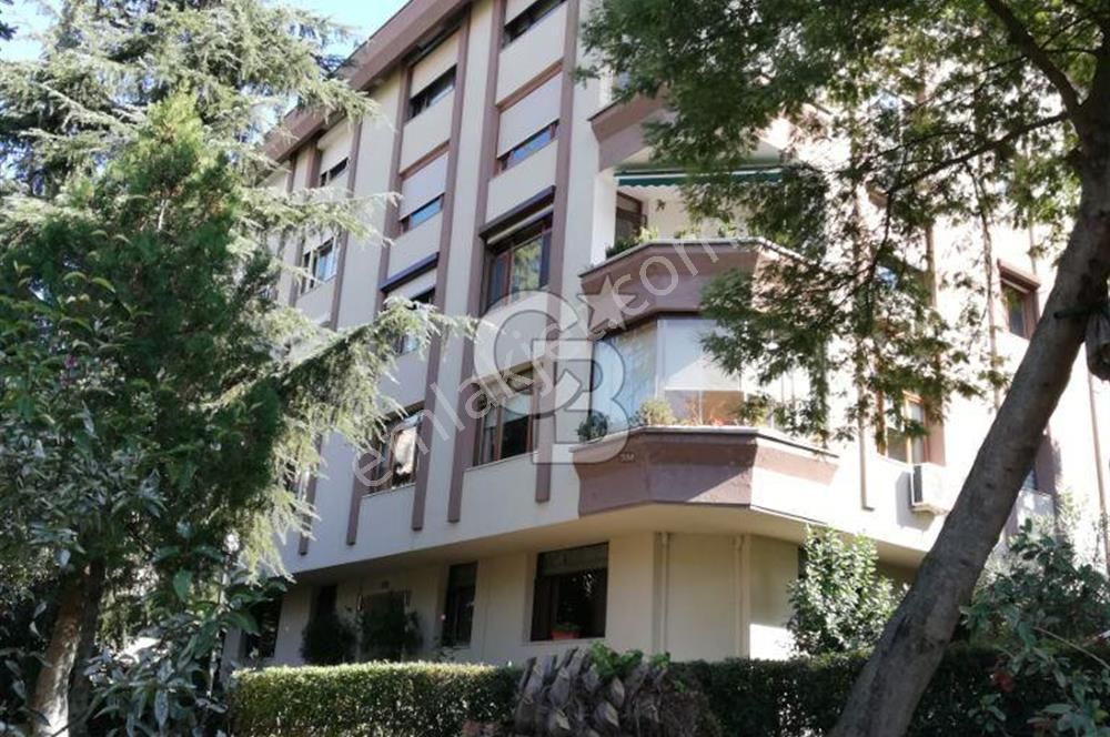 Beşiktaş Nisbetiye Satılık Daire Satılık ulus Yeni ulus sitesi 4+1 balkonlu arakat Daire