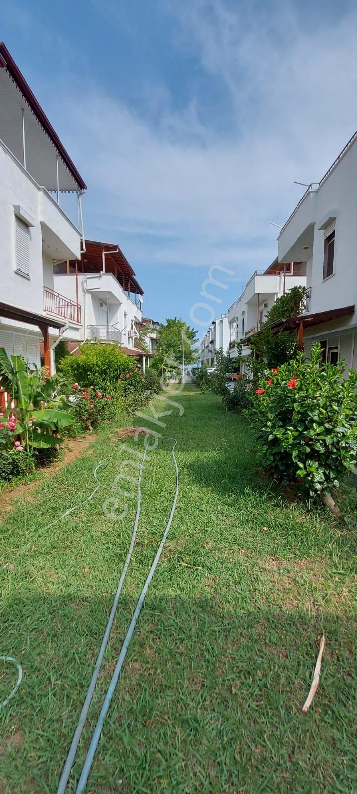 Mersin Bozyazı Tekmen Mah. Mavi Deniz Sitesinde 3+1 Tripleks Villa - Görsel 21