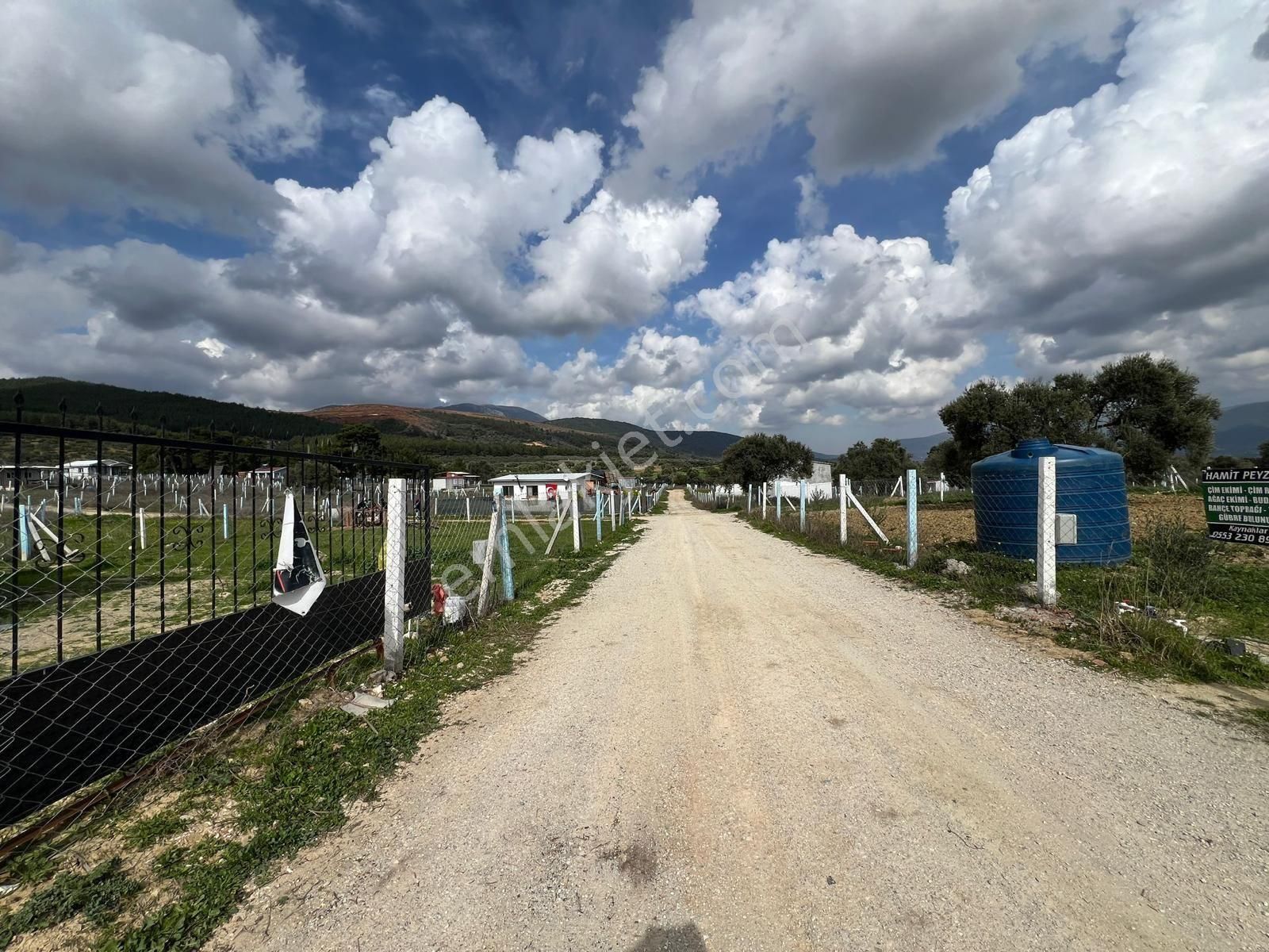 Satılık 801 M2 3+1 Bağ Bahçeli Doğayla İç İçe Güzel Bir Ev - Görsel 6
