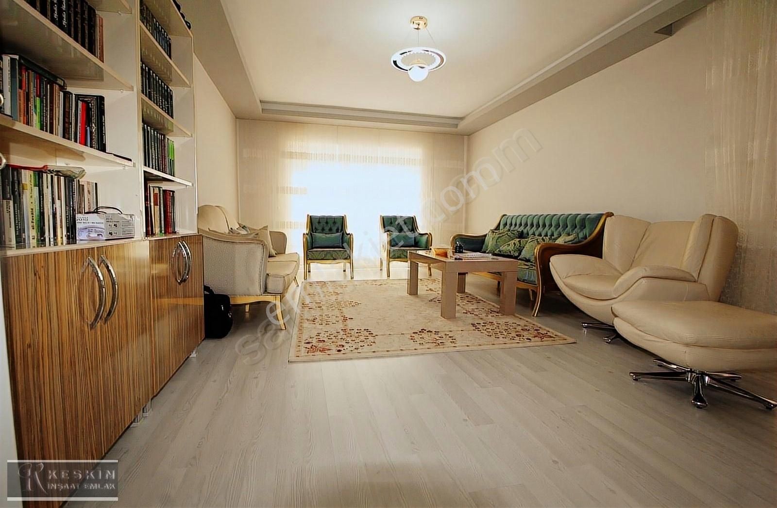 Keçiören Hisar Satılık Daire KEÇİÖREN BAGLUM HİSAR DA 2.KAT 3+1 125M2 ÇİFT BANYO TERAS BALKON