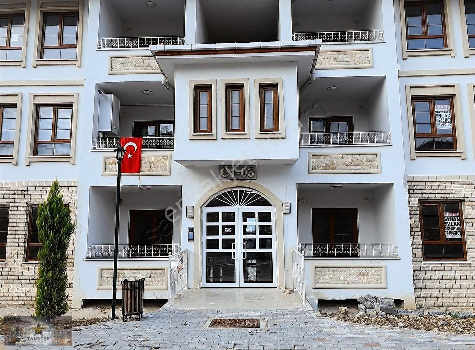 Kınık Türkcedit Satılık Daire TANBERK DEN KINIK TOKİ KONUTLARINDA 3+1 DOĞALGAZLI DAİRE