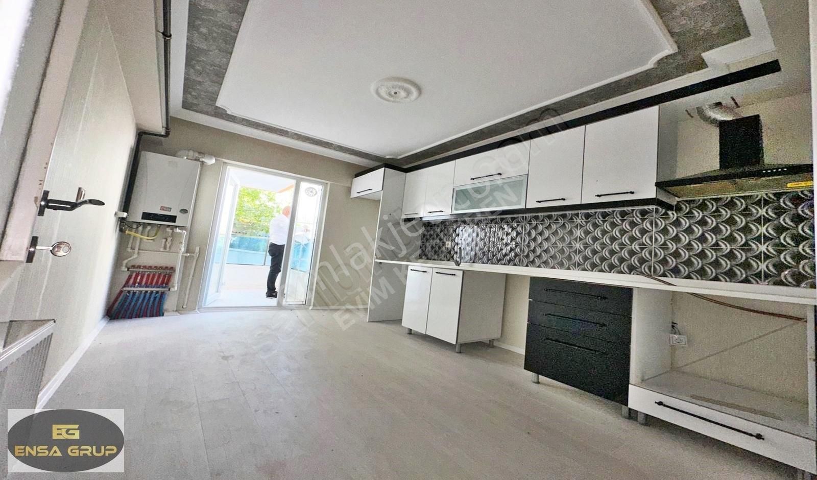 Keçiören Hisar Satılık Daire KAT KONUMUNDA ALTINDA DAİRE OLAN KREDİYE UYGUN ÇİFT BANYOLU 3+1